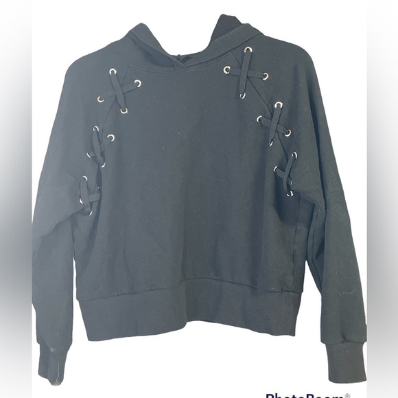 Victoria's Secret Jackets & Blazers - Victoria secret SPORT cropped hoodie